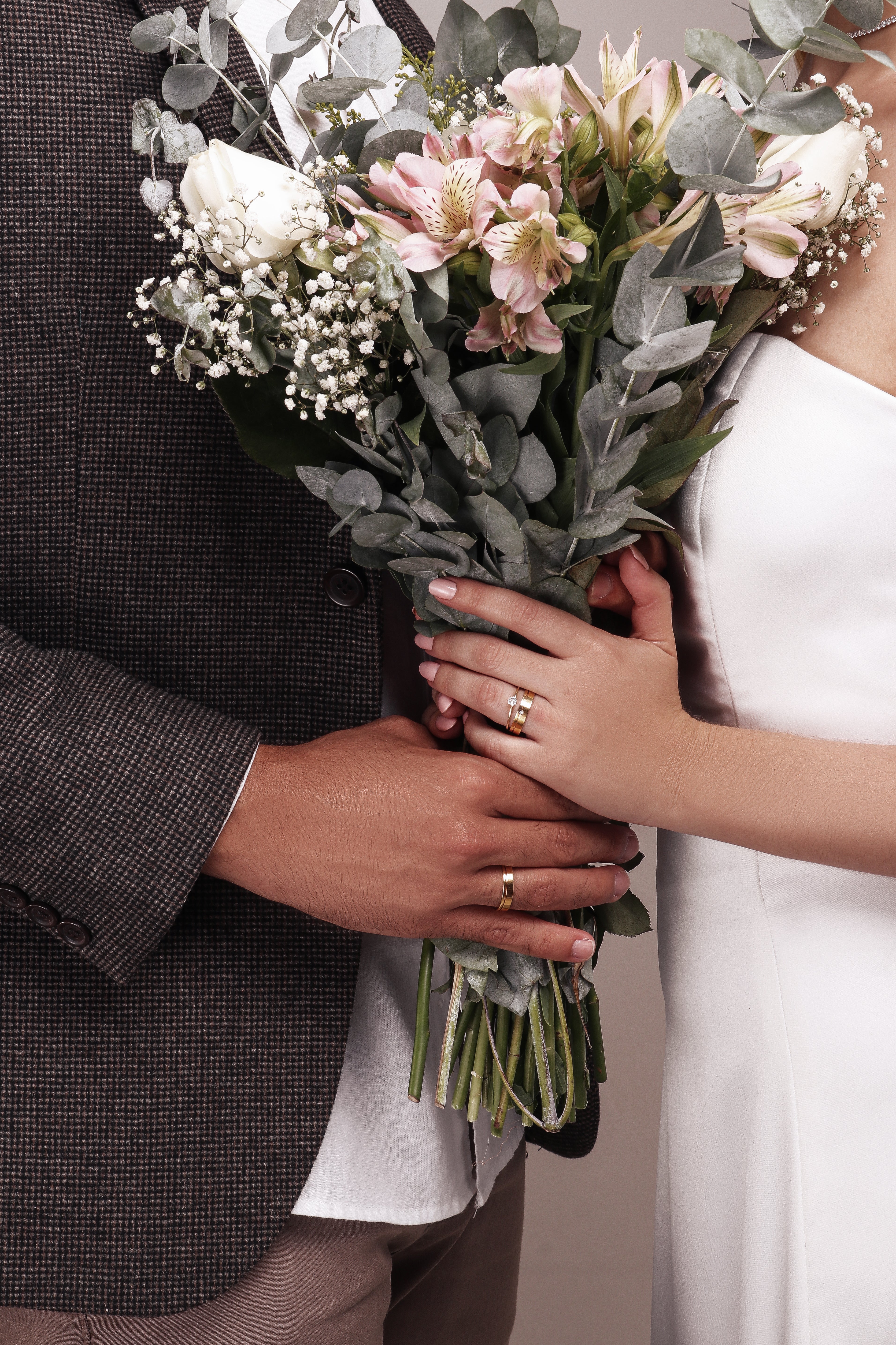 Anel Solitário Ouro 18K – ANG01500HM00001