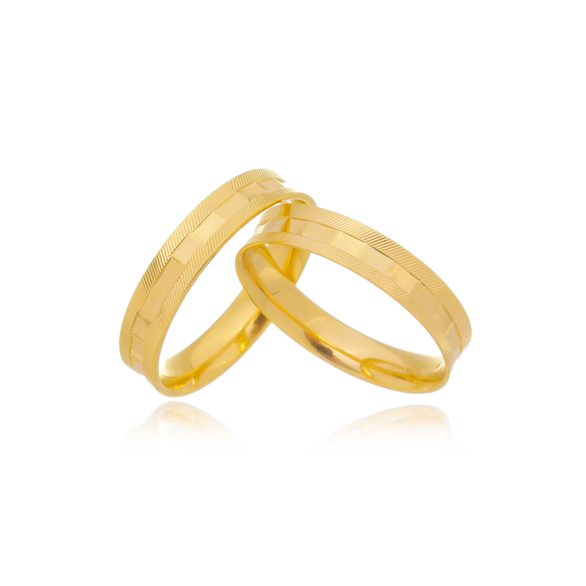 Par de Aliança Ouro 18K Diamantada - A000643 - Modelo Jóias