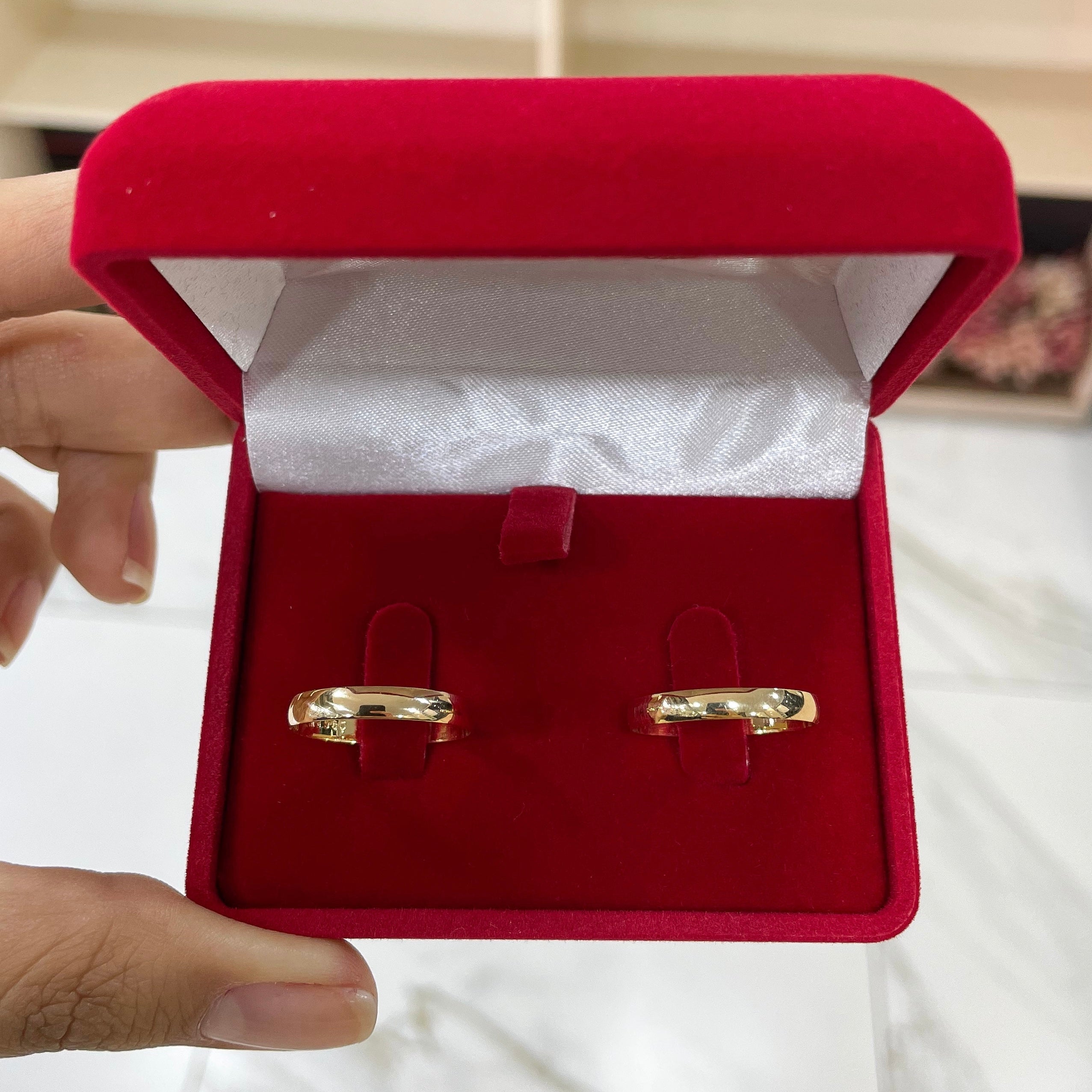 Par de Aliança Ouro 18K Tradicional - A000003 - Modelo Jóias