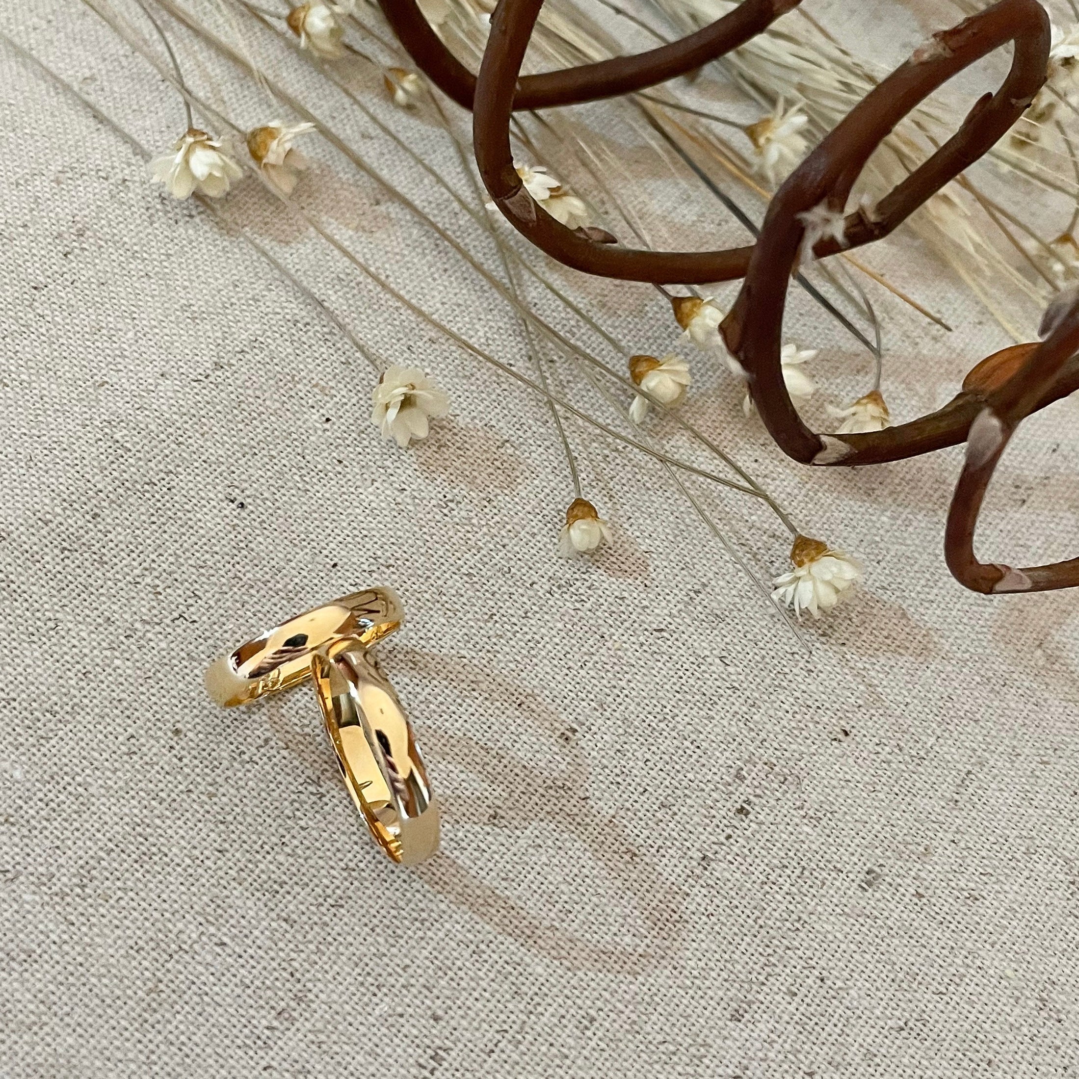 Par de Aliança Ouro 18K Tradicional - A000009 - Modelo Jóias