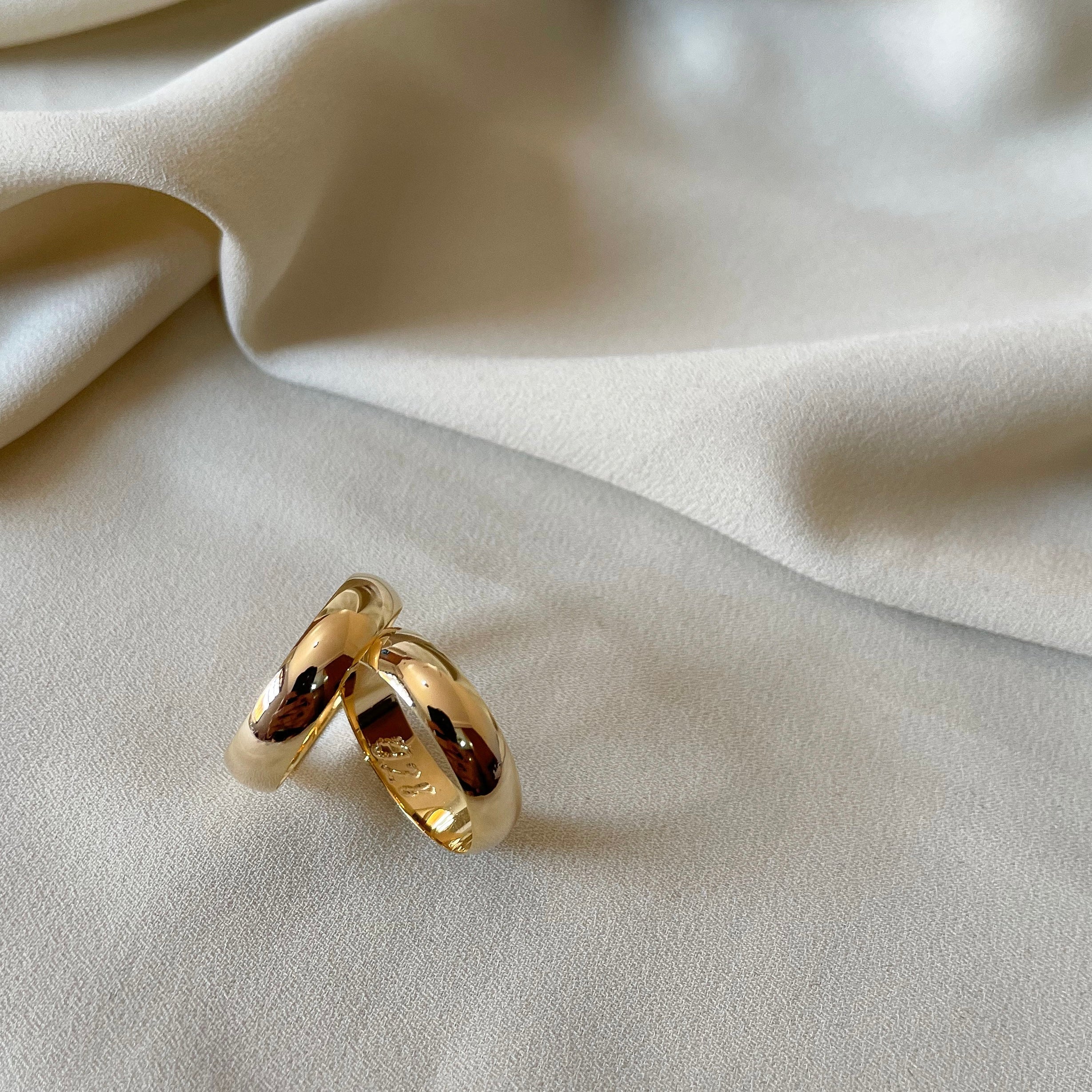 Par de Aliança Ouro 18K Tradicional - A000028 - Modelo Jóias