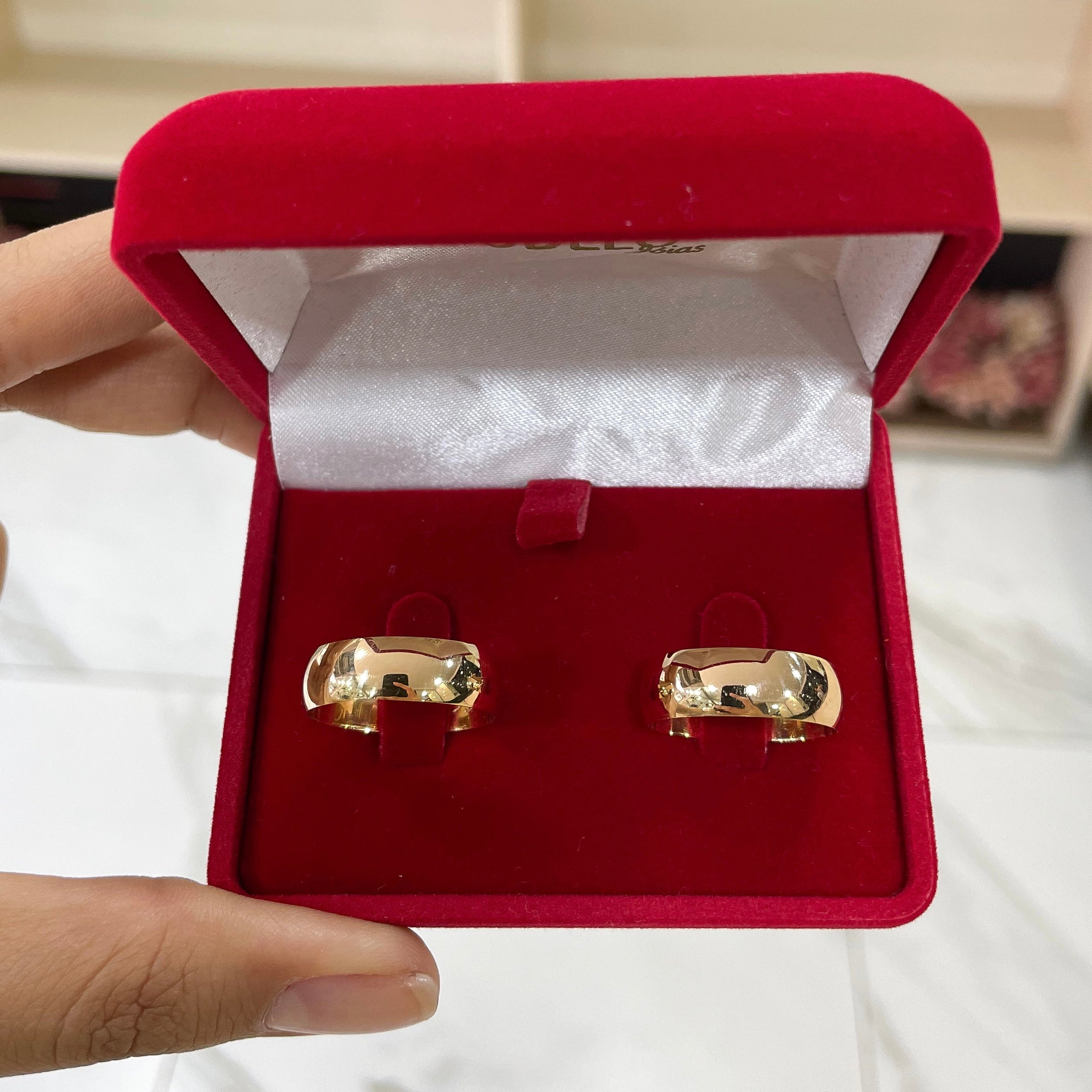 Par de Aliança Ouro 18K Tradicional - A000038 - Modelo Jóias