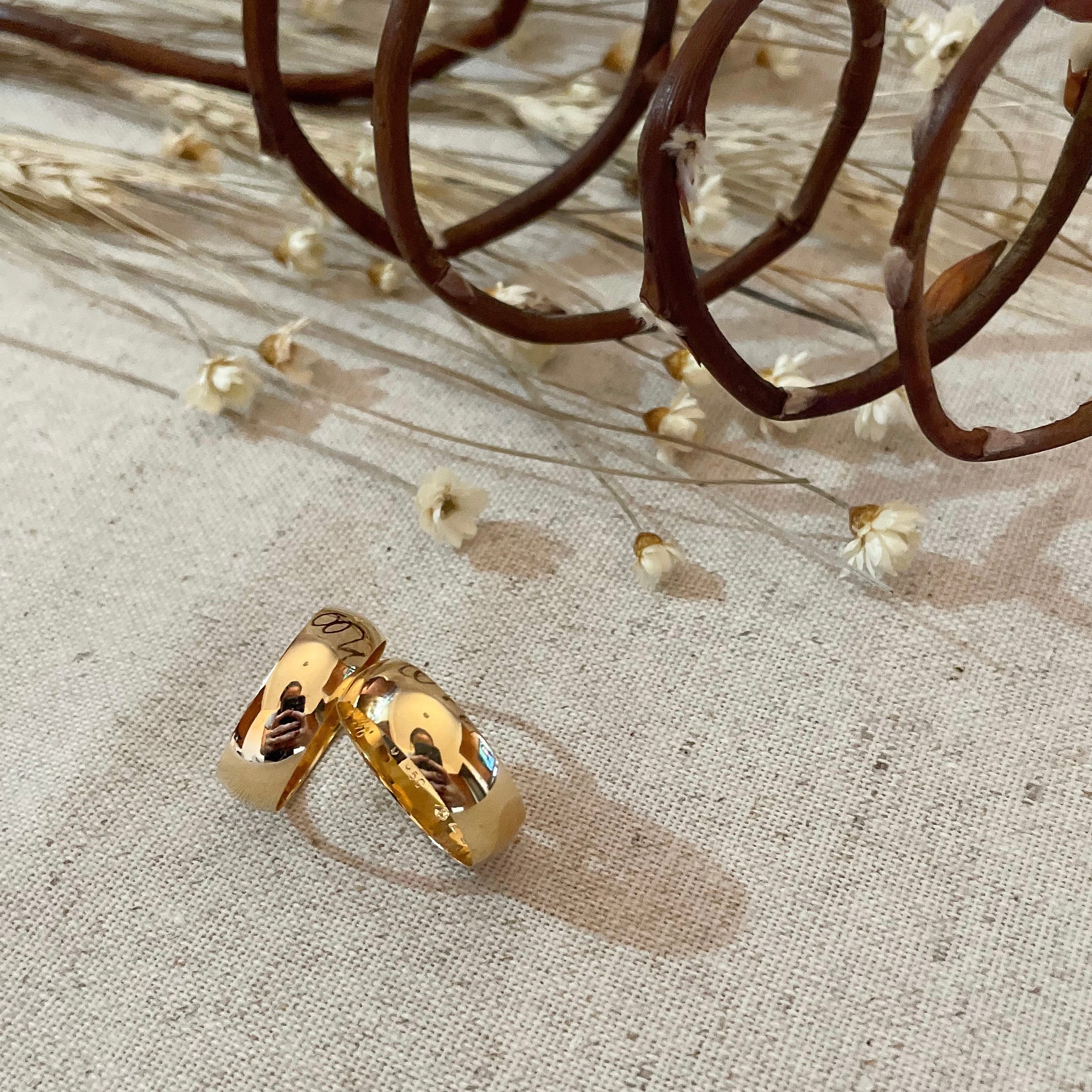 Par de Aliança Ouro 18K Tradicional - A000038 - Modelo Jóias