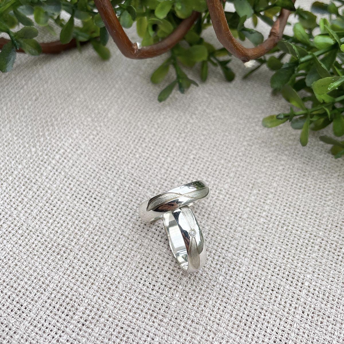 Par de Aliança Prata - A000345 - Modelo Jóias