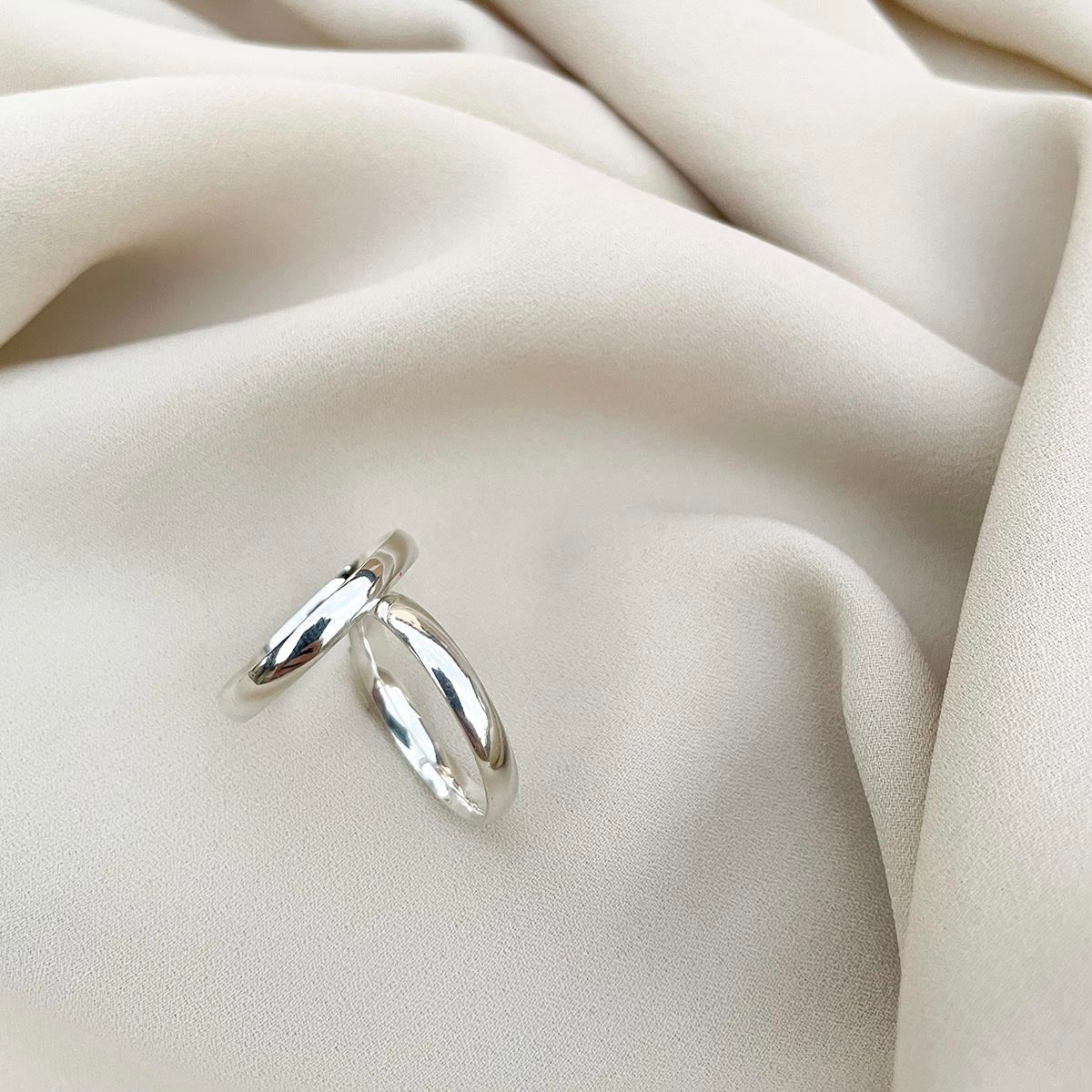 Par de Aliança Prata - A000396 - Modelo Jóias