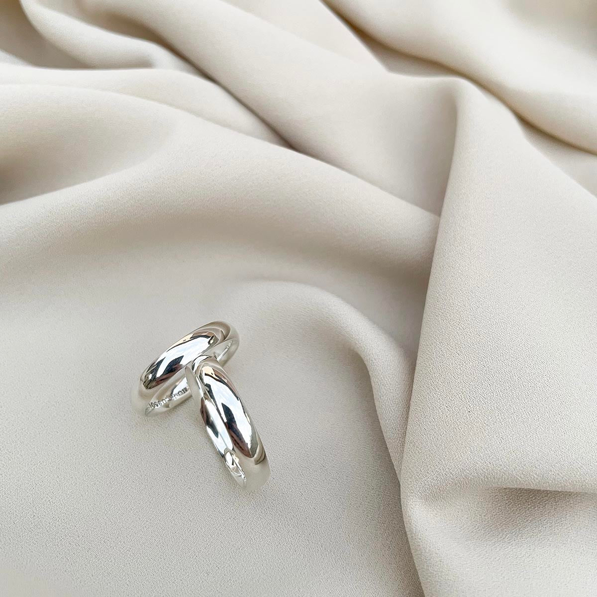 Par de Aliança Prata - A000397 - Modelo Jóias