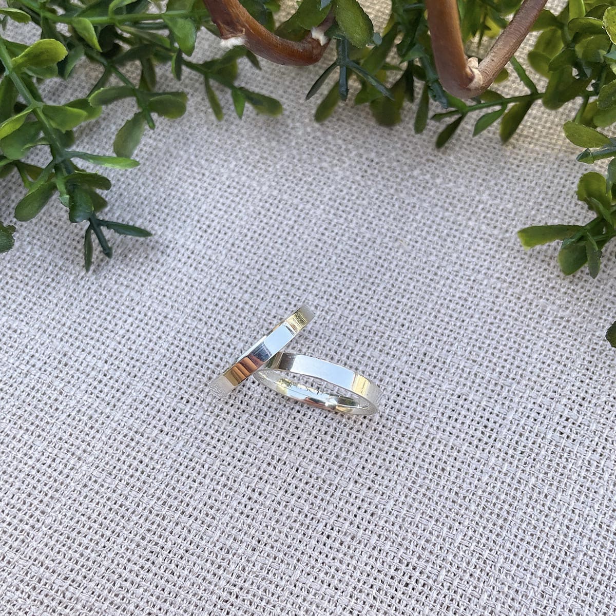 Par de Aliança Prata - A000399 - Modelo Jóias